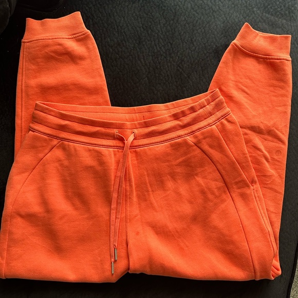 lululemon scuba pants - Picture 1 of 2